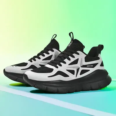 HIGH QUALITY SPORTS SHOES